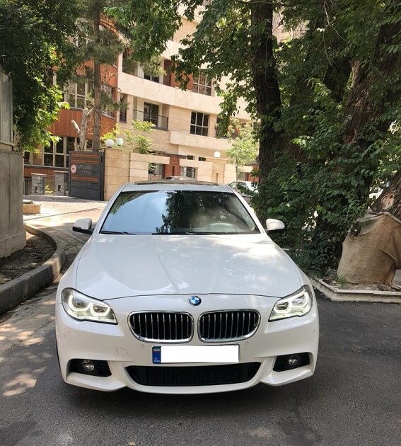 Renting BMW 528 In Iran (2)