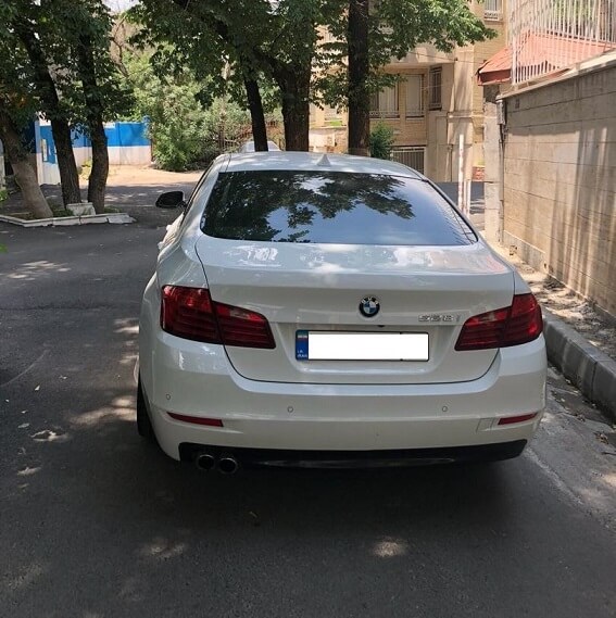 Renting BMW 528 In Iran (6)