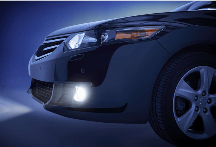 What are the characteristics of a good car light (3)