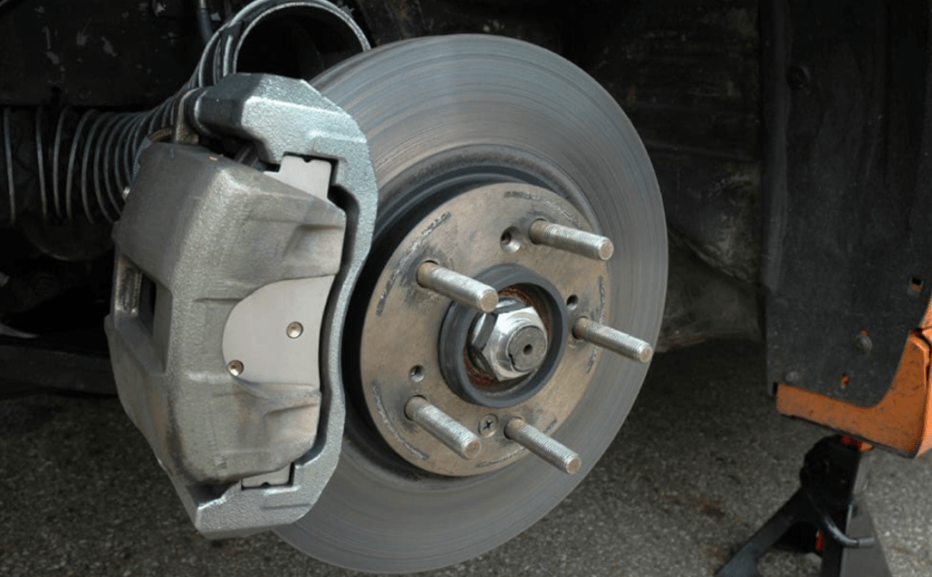 When to change car brake pads (1)