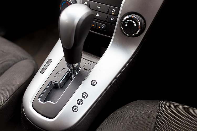 Important tips for driving an automatic car