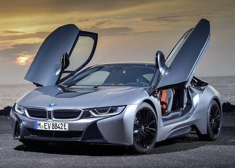 Removal of BMWi i8