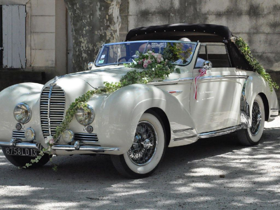 Best wedding car rental guide How to choose the best car for your wedding day (3)